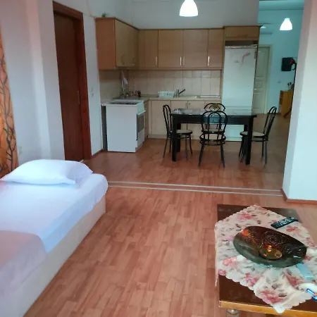 Roula's House Appartamento