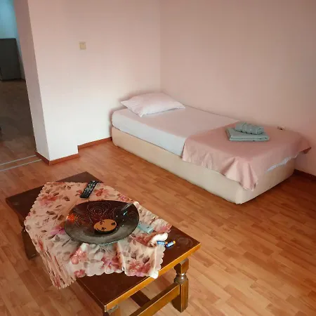 Roula's House Appartamento